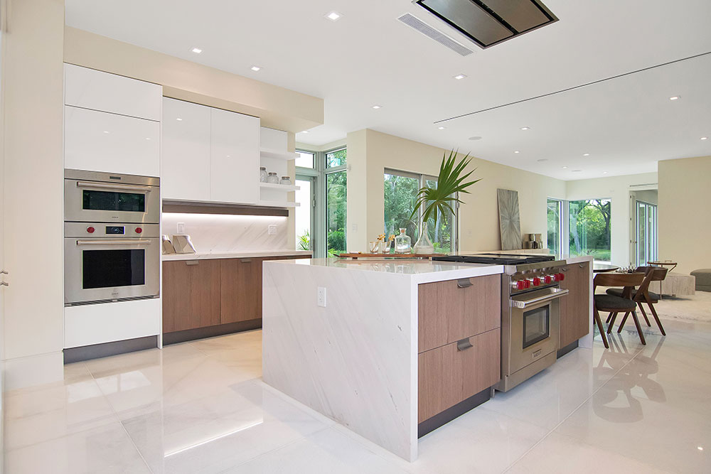 What is home staging and how does it help sell your house?